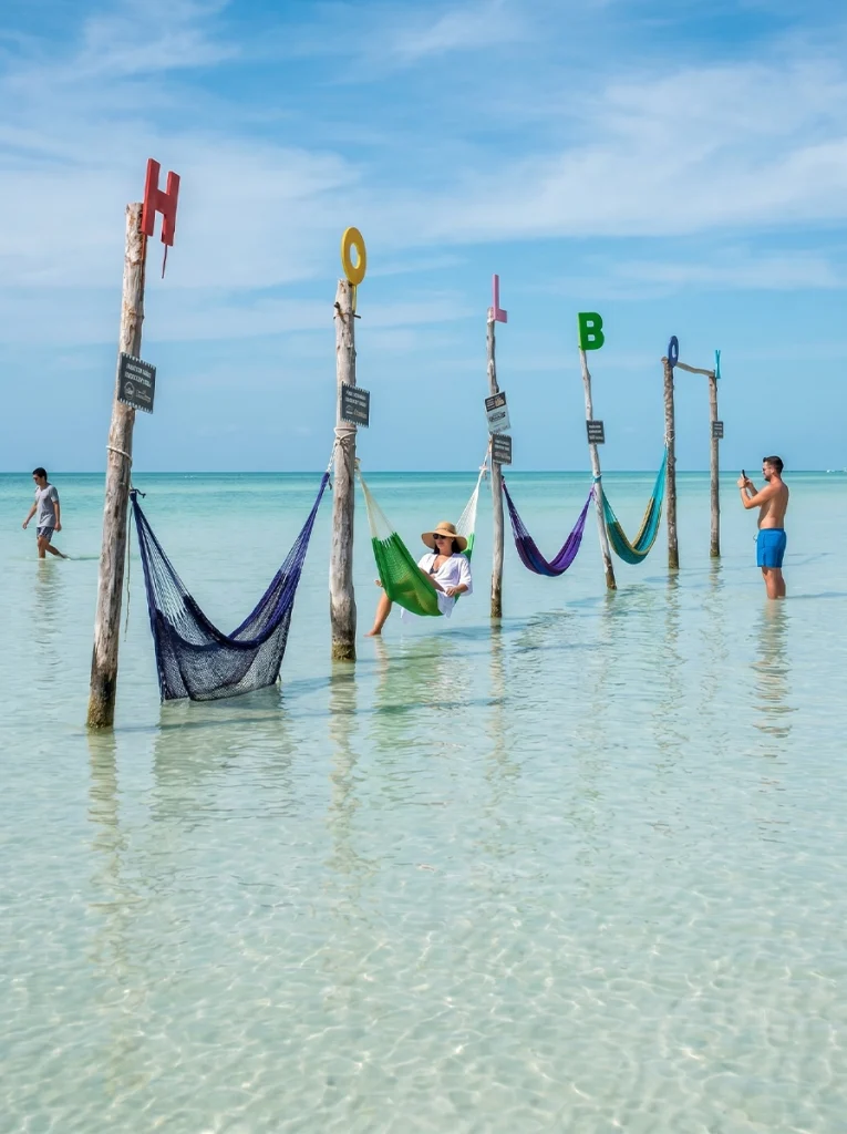 Holbox Hover